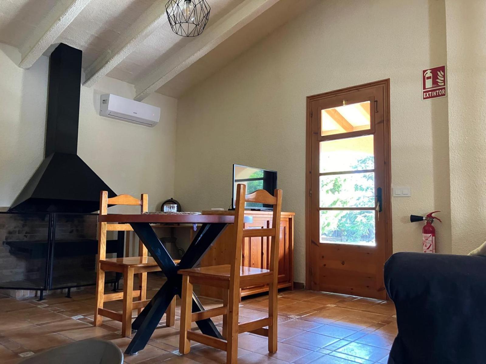 Apartment With Private Pool And Garden San Martin Sarroca Luaran gambar