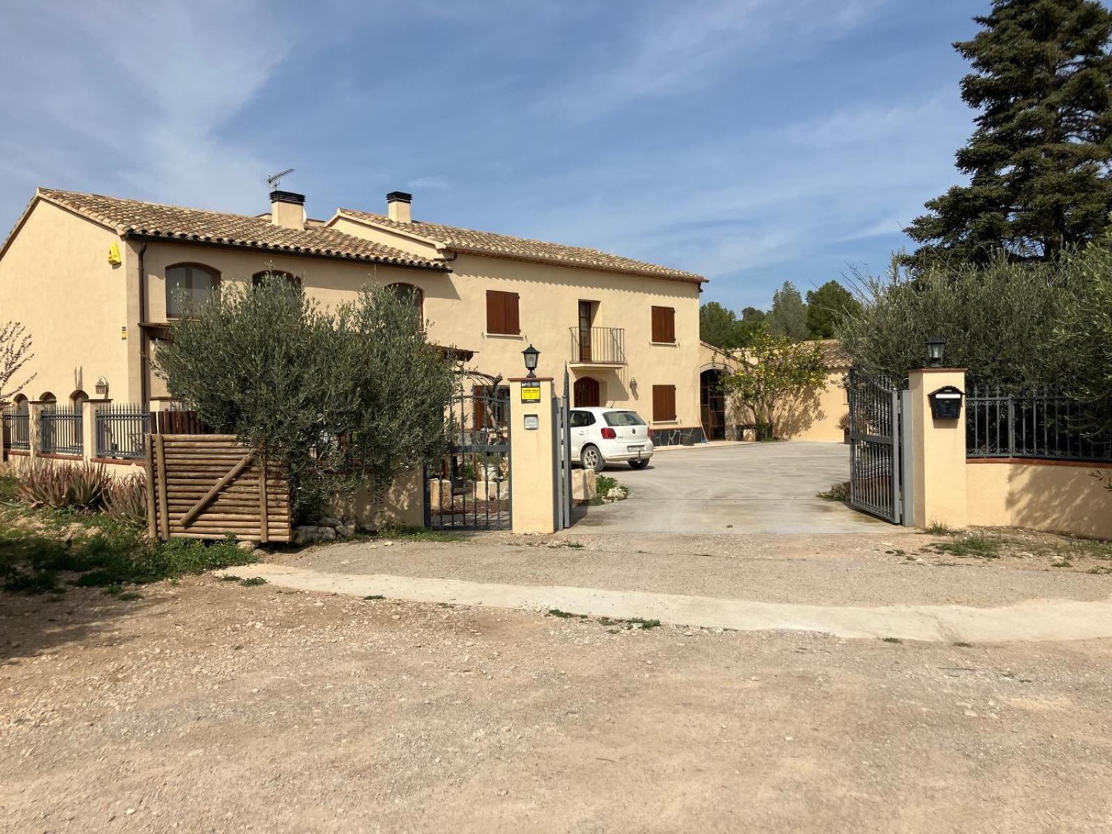 Apartment With Private Pool And Garden San Martin Sarroca Luaran gambar