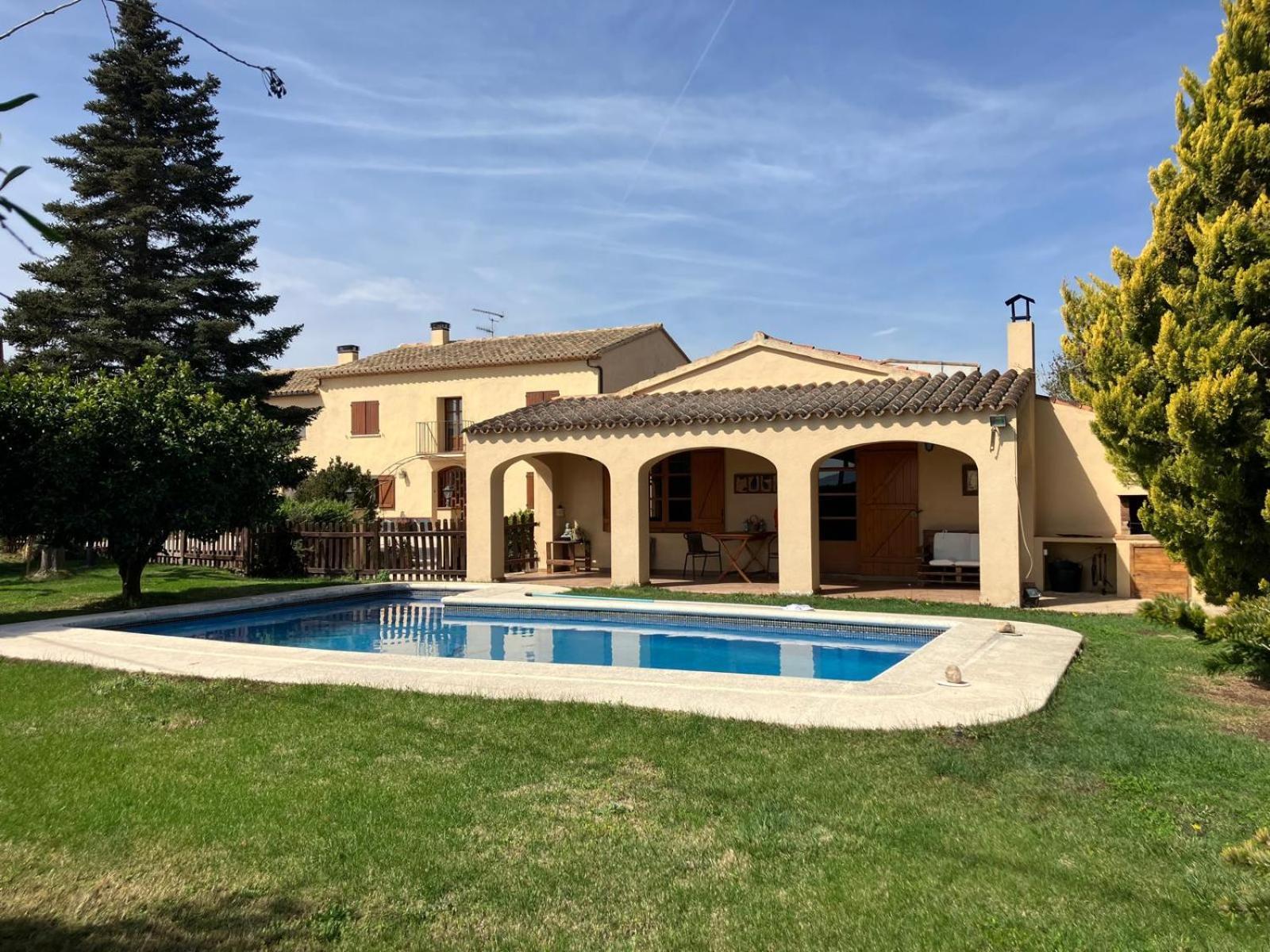 Apartment With Private Pool And Garden San Martin Sarroca Luaran gambar