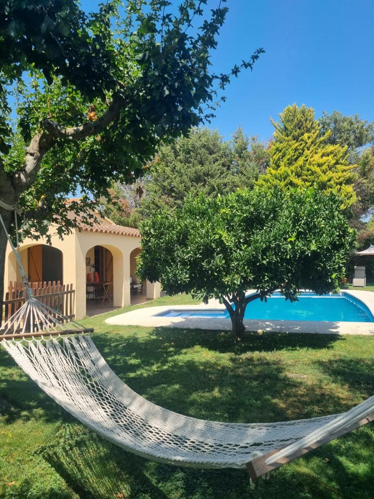 Apartment With Private Pool And Garden San Martin Sarroca Luaran gambar